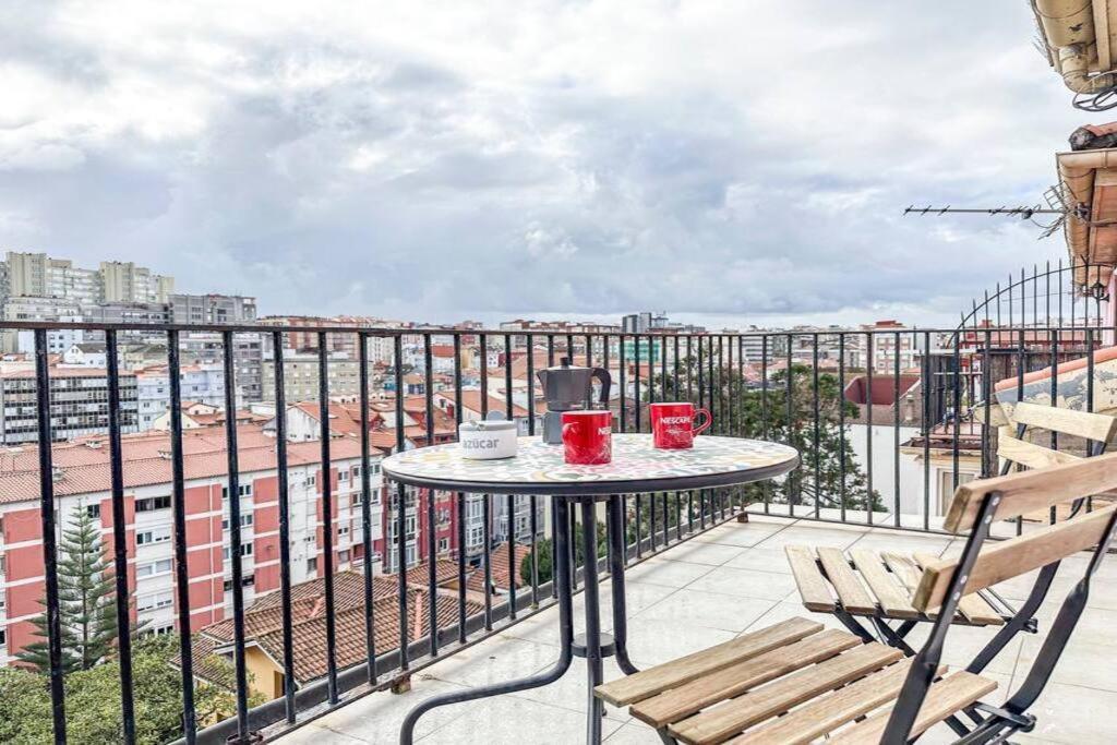 Acogedor Loft Con Vistas A La Ciudad Santander Exterior foto