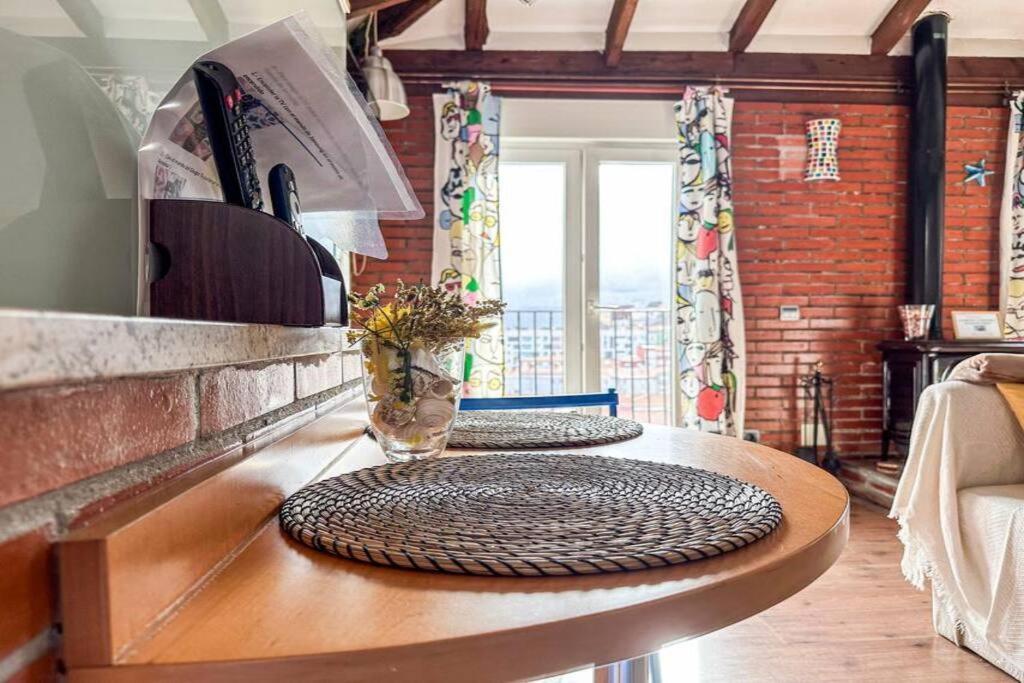 Acogedor Loft Con Vistas A La Ciudad Santander Exterior foto
